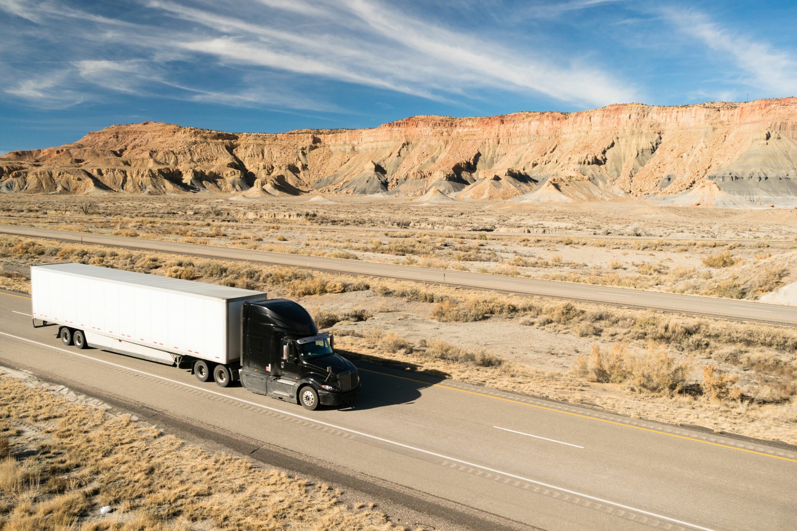 Consider These Benefits of Using DOT Driver Management Software