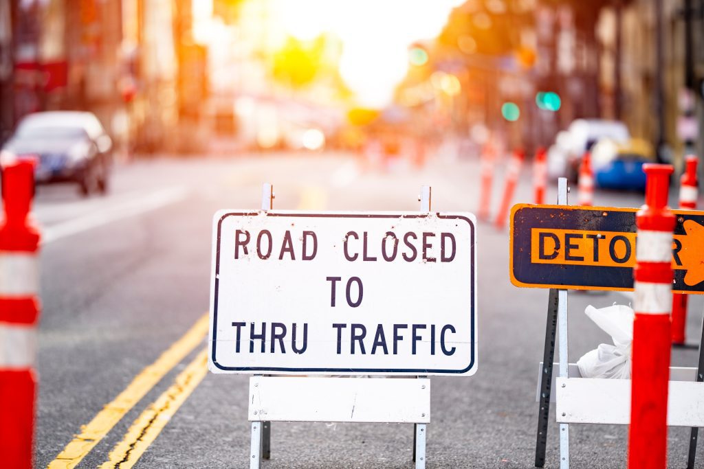Traffic signs and roadway information requiring English language comprehension by commercial drivers